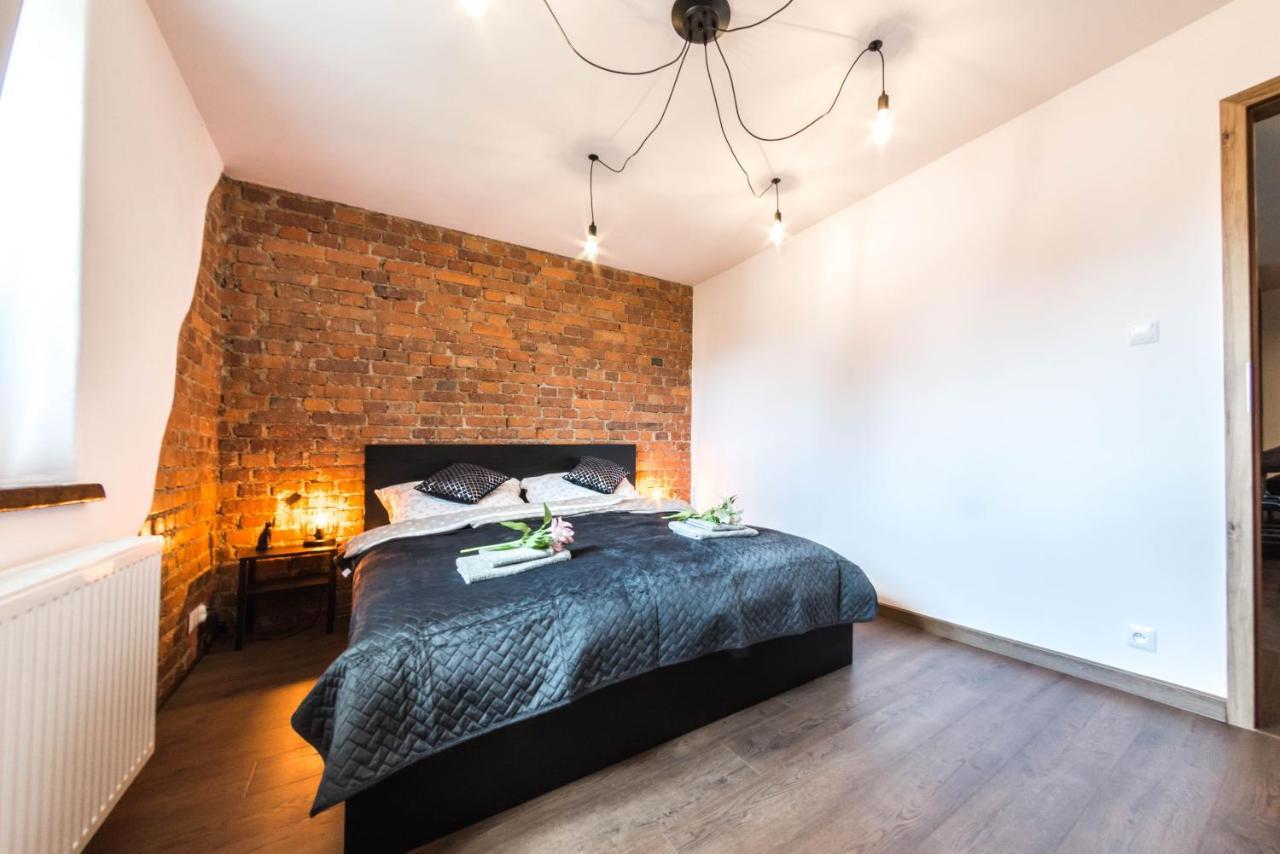 Apartament Wita Stwosza Jelenia Góra Kültér fotó