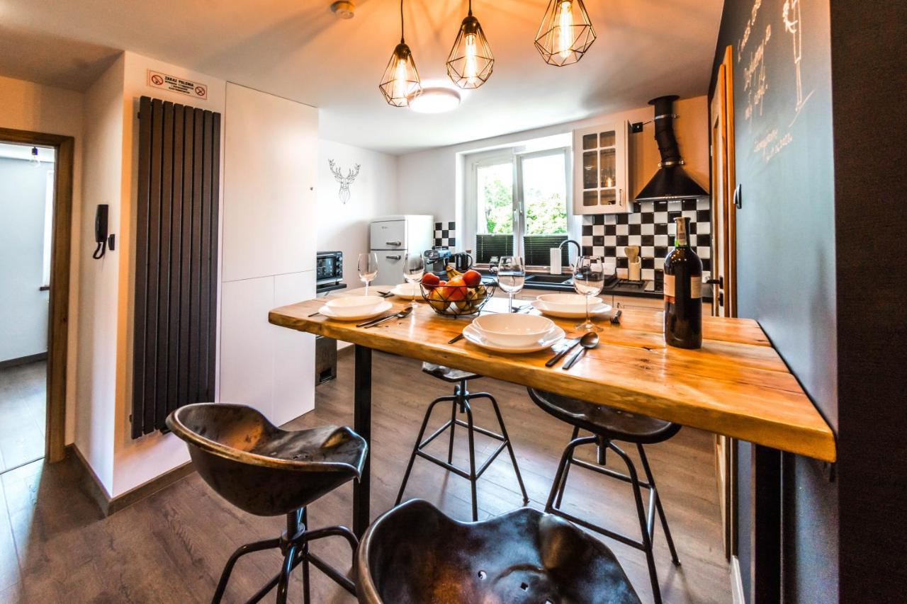 Apartament Wita Stwosza Jelenia Góra Kültér fotó