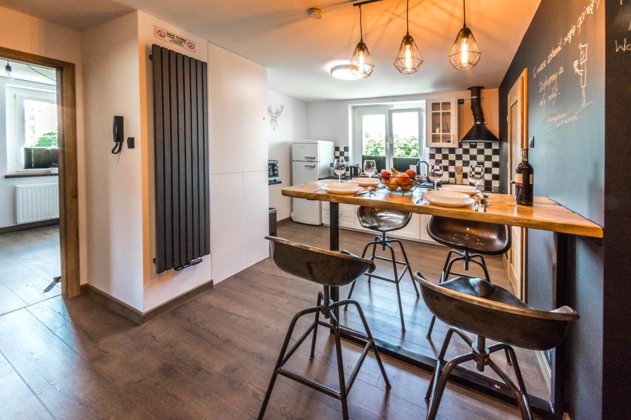 Apartament Wita Stwosza Jelenia Góra Kültér fotó