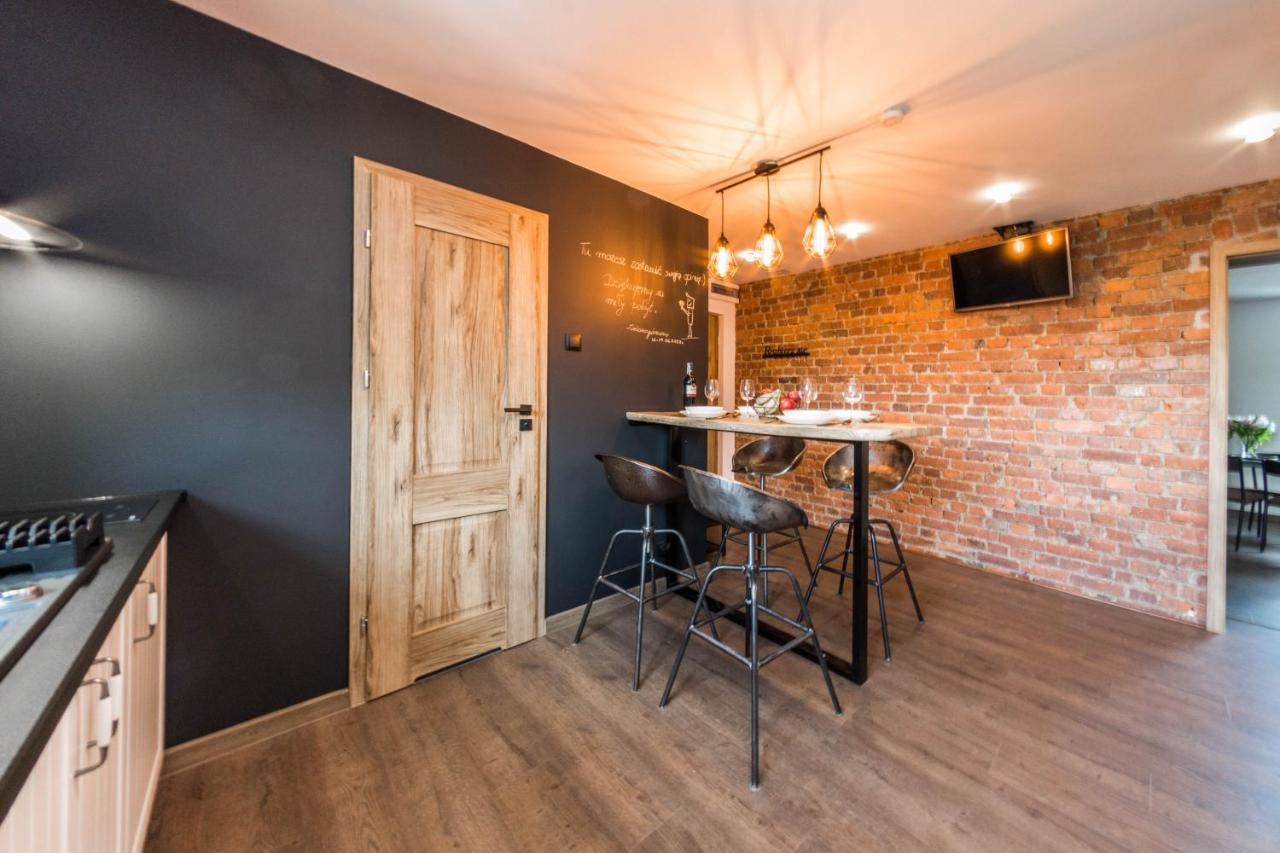 Apartament Wita Stwosza Jelenia Góra Kültér fotó